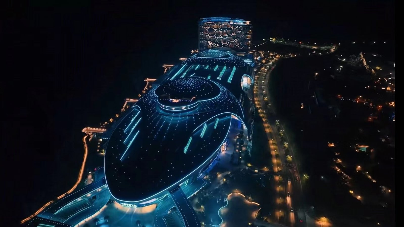 Hirender Powers Zhuhai Chimelong Spaceship